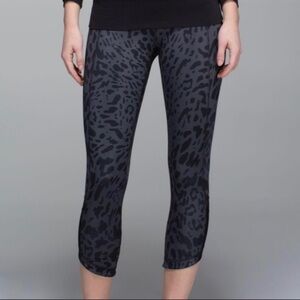 🤍lululemon Just Breathe Animal Swirl Cropped Leggings